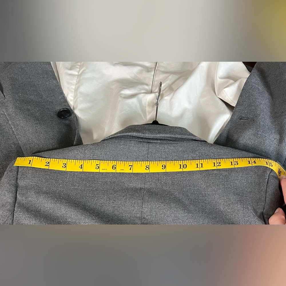 H&M Gray Blazer with Notched Lapels, Sz. XS Women’s Teen Juniors - Picture 5 of 12